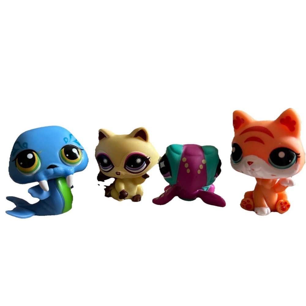 Littlest Pet Shop LPS Lot 4 Pets - Walrus Raccoon Turtle Cat (Gen 7)